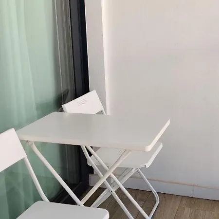 La Naval Flat Ii W Garage