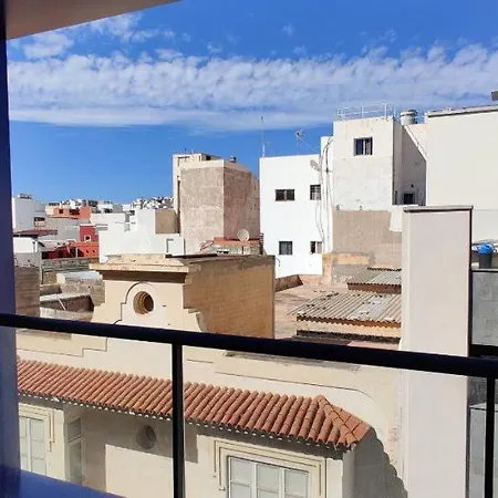 Apartment La Naval Flat Ii W Garage *